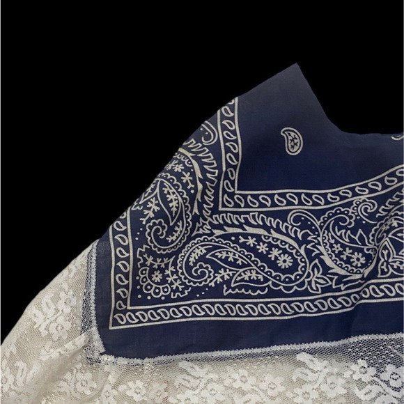 Vintage Little Girls Apron Blue Bandana Lace 3T - 5T Western Romantic Rockabilly - Picture 6 of 11